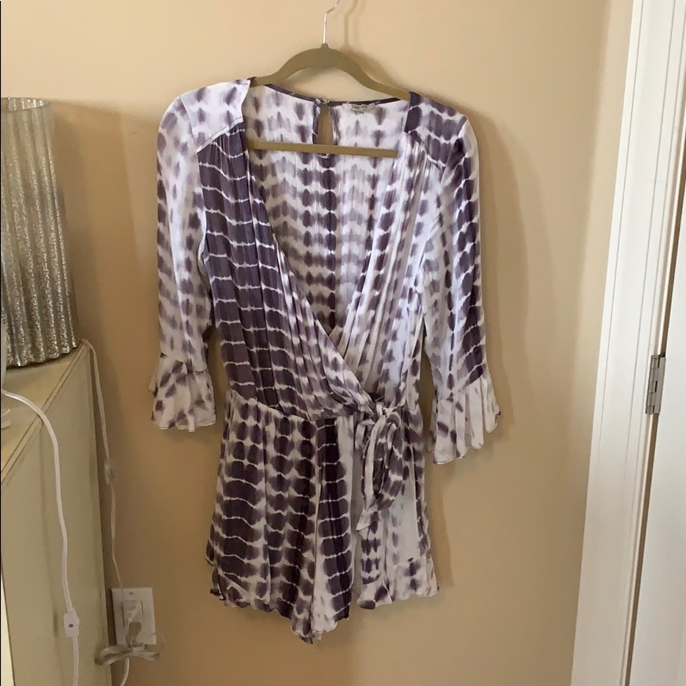 Super fun and comfy long sleeve romper